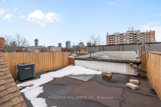 Additional property image - 133 Cathcart St
