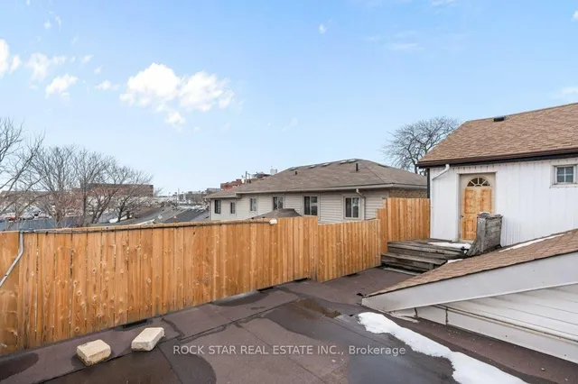Additional property image - 133 Cathcart St