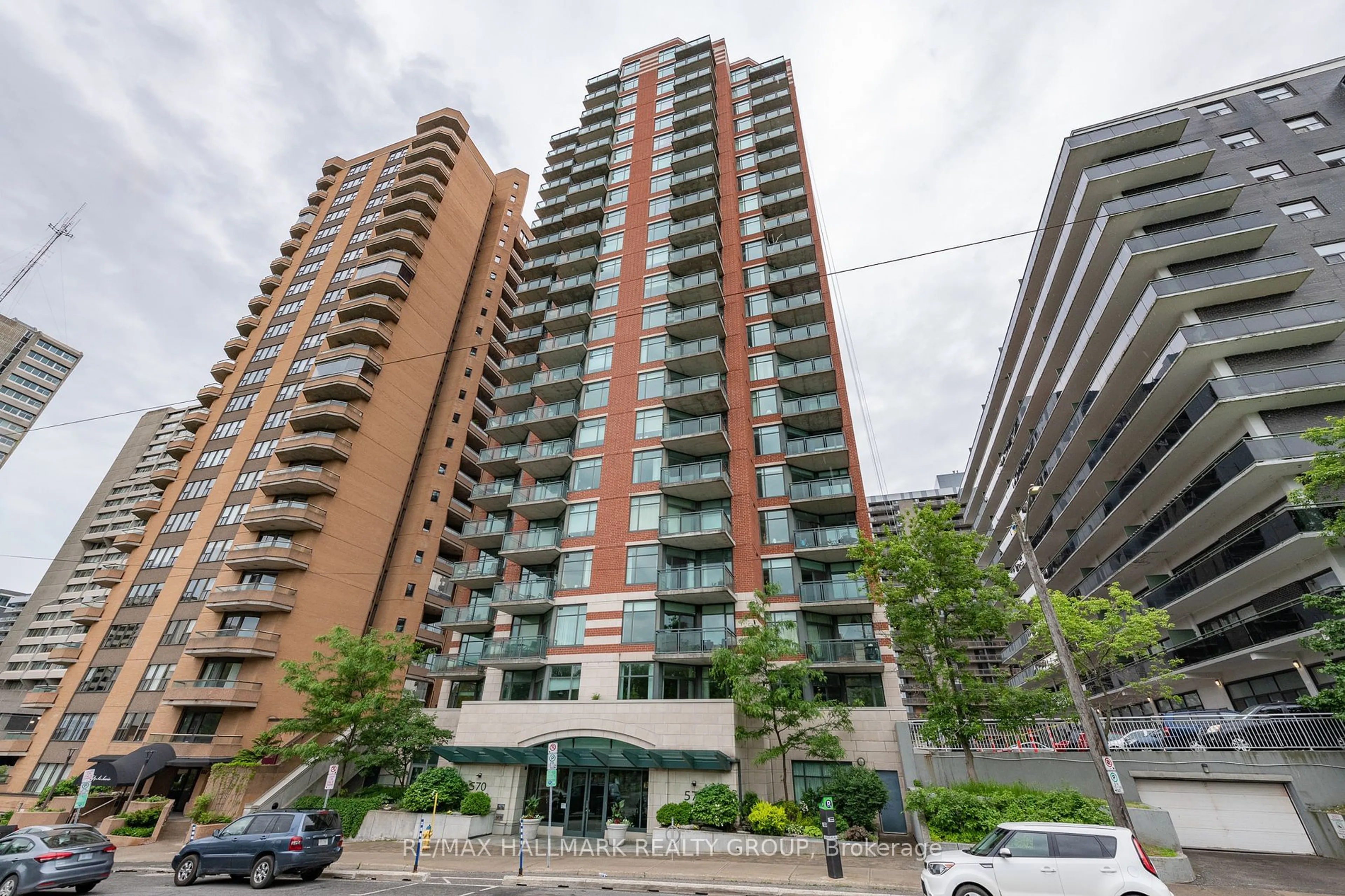 Unknown for 570 Laurier Ave #804, Ottawa Centre Ontario K1R 1C8