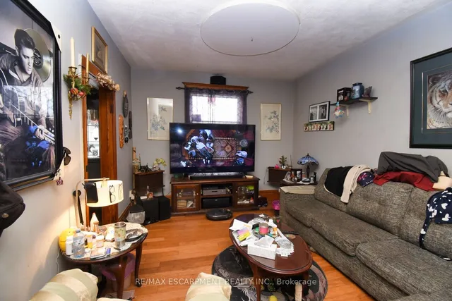 Additional property image - 522 Cannon St