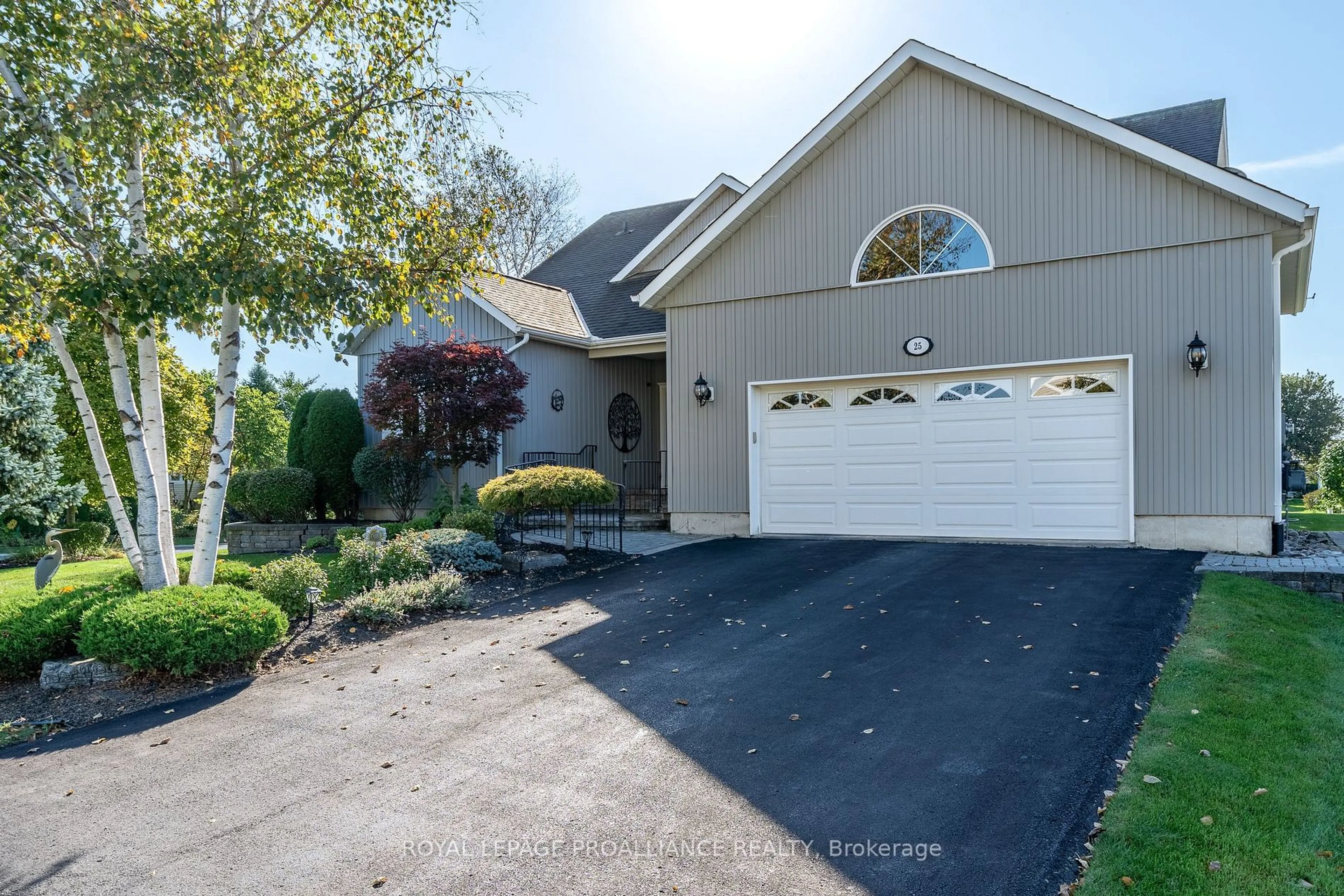 Home with vinyl exterior material, unknown for 25 Shewman Rd, Brighton Ontario K0K 1H0