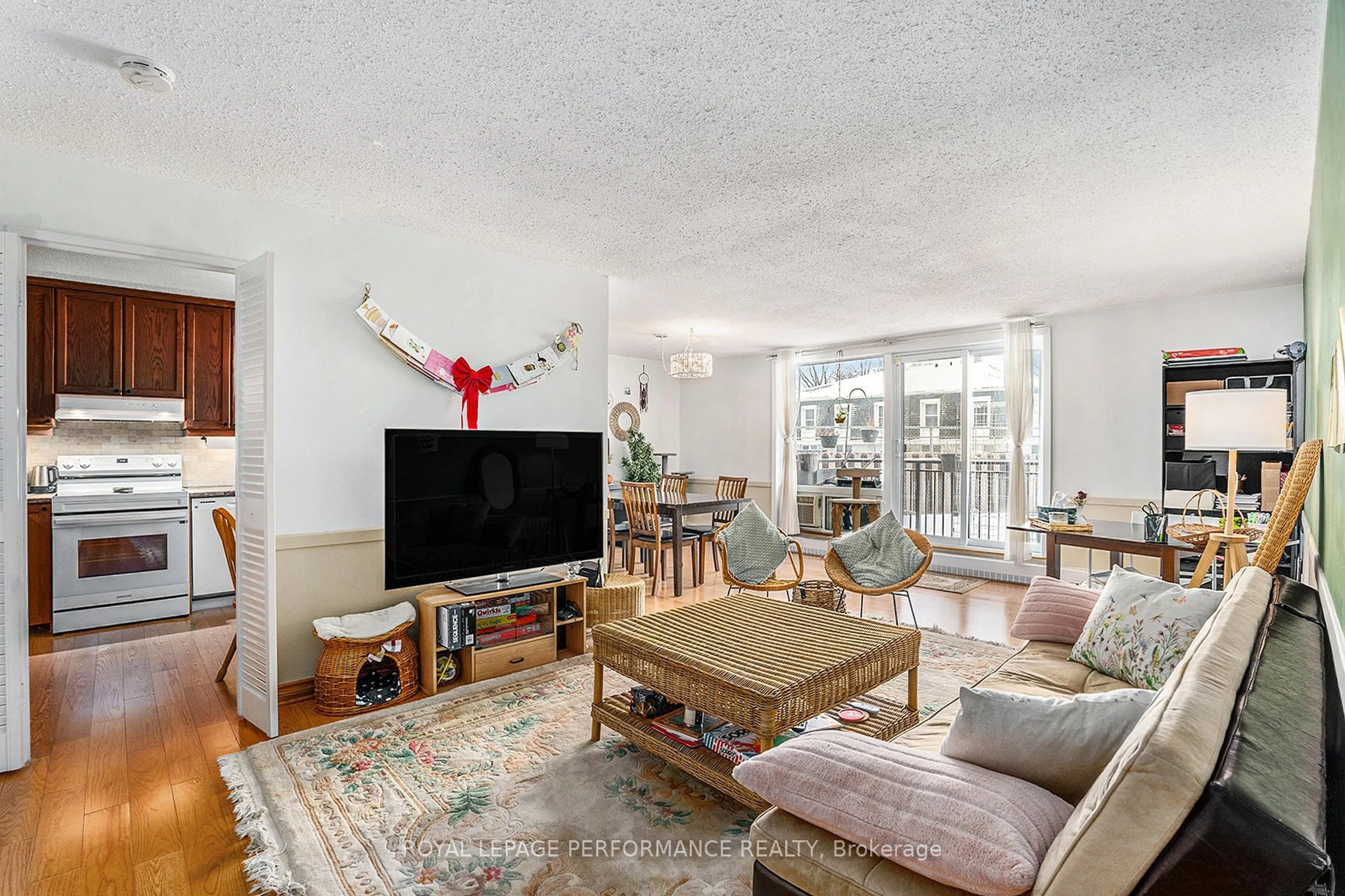 Living room with furniture, unknown for 1485 Baseline Rd #101, Belair Park - Copeland Park and Area Ontario K2C 3L8