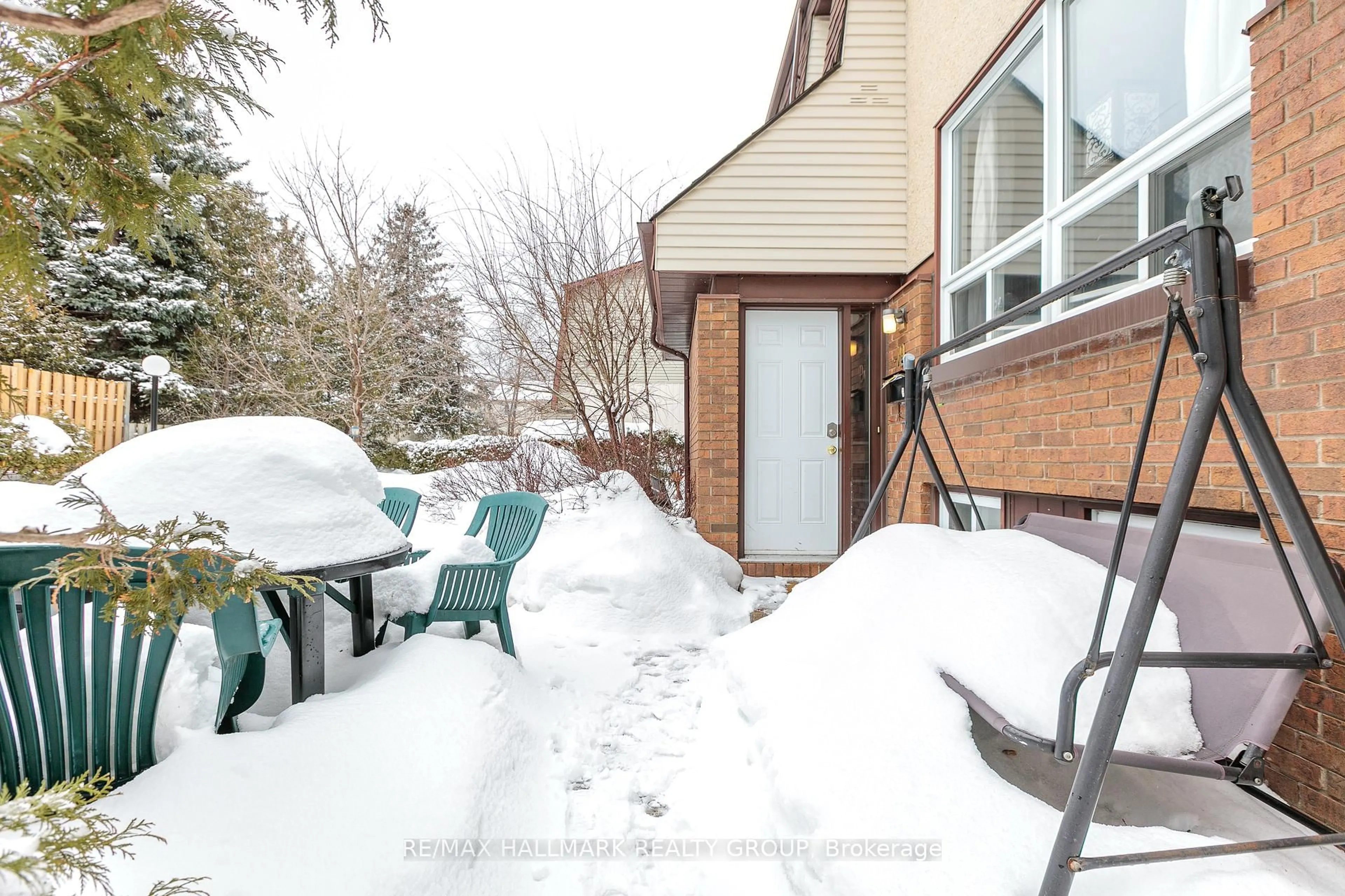 Patio, street for 79 Pixley #115, Alta Vista and Area Ontario K1G 4C3