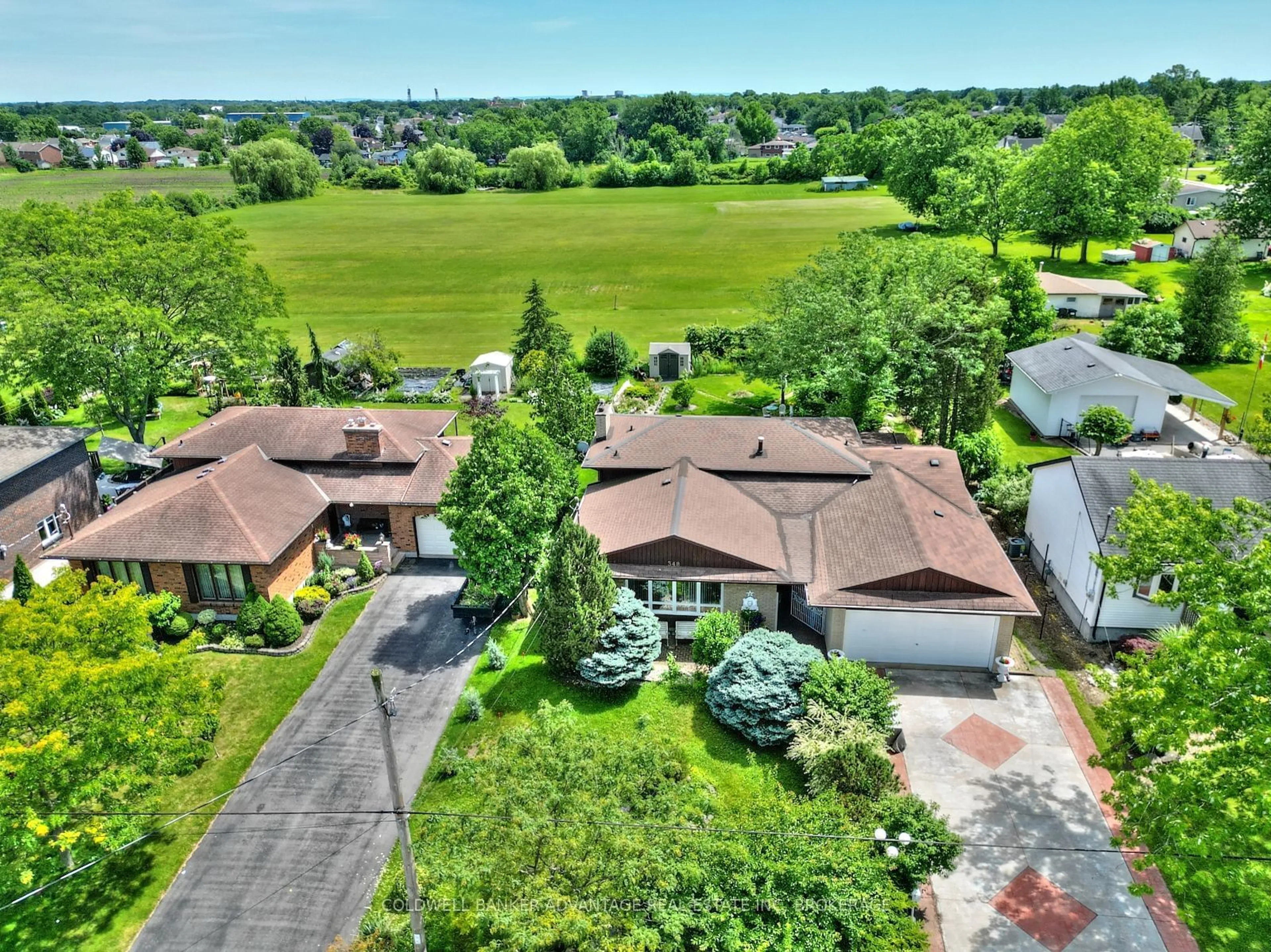 A pic from outside/outdoor area/front of a property/back of a property/a pic from drone, unknown for 348 Barrick Rd, Port Colborne Ontario L3K 4B5