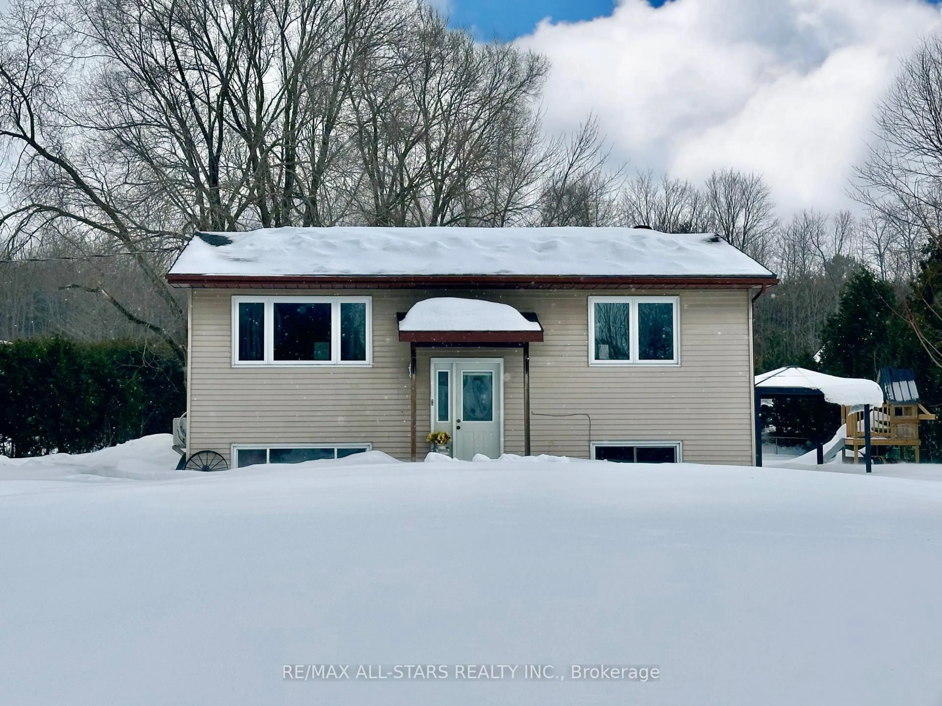 A pic from outside/outdoor area/front of a property/back of a property/a pic from drone, building for 25 Maple Grove Rd, Kawartha Lakes Ontario K9V 4R6