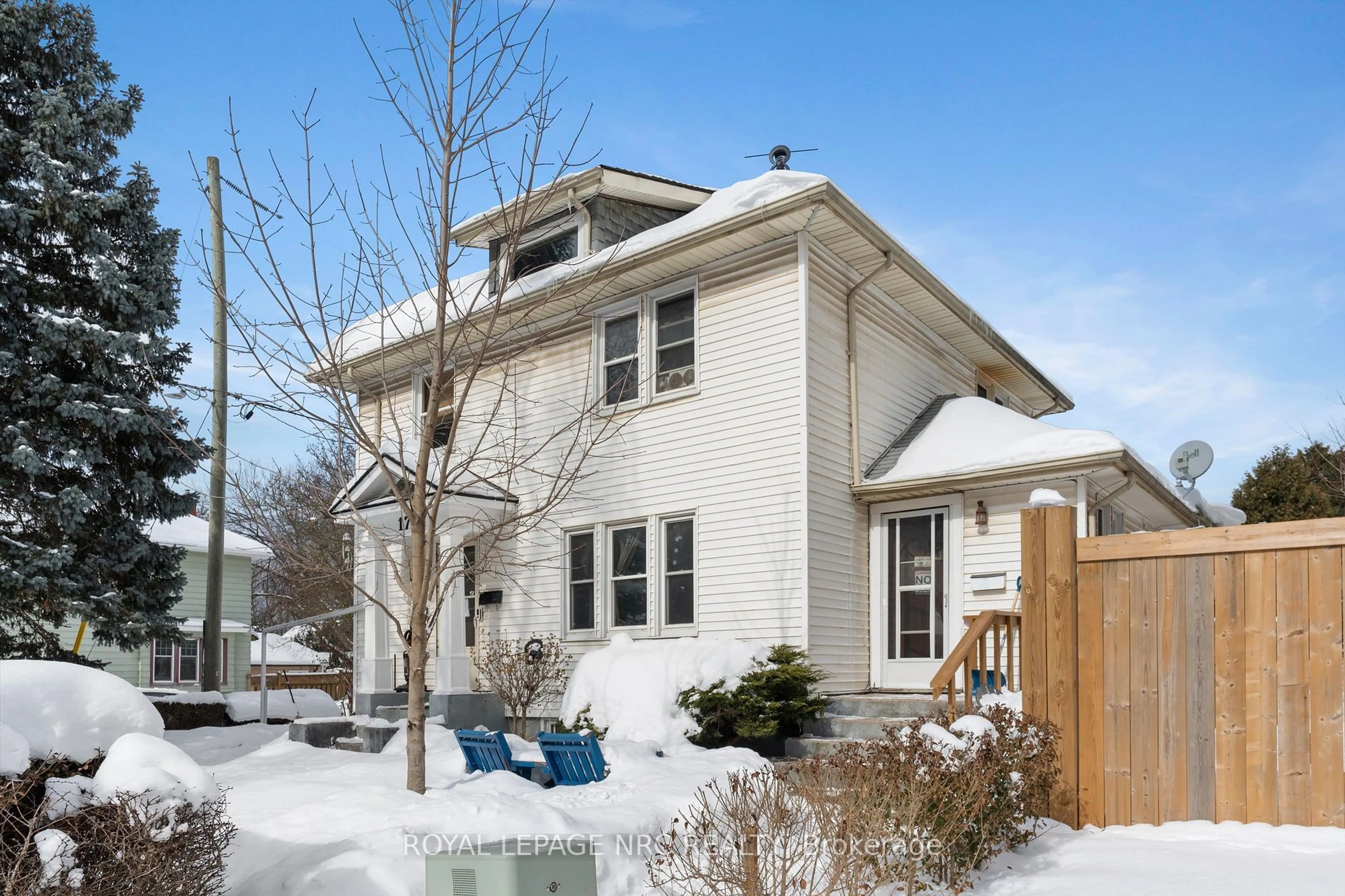 Home with brick exterior material, street for 173 Russell Ave, St. Catharines Ontario L2R 1W7