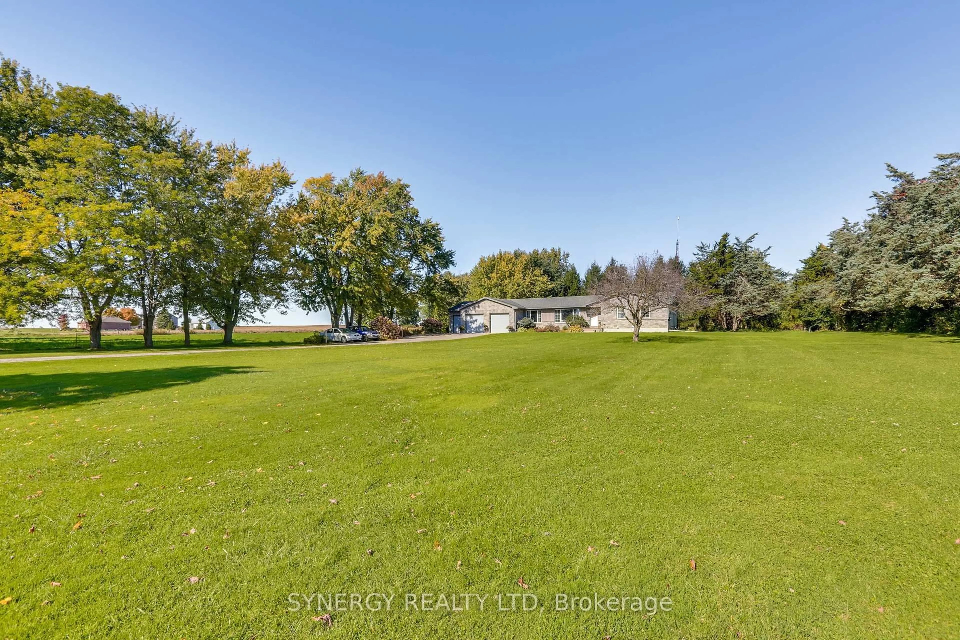 A pic from outside/outdoor area/front of a property/back of a property/a pic from drone, water/lake/river/ocean view for 2760 Napperton Dr, Adelaide Metcalfe Ontario N7G 3H8