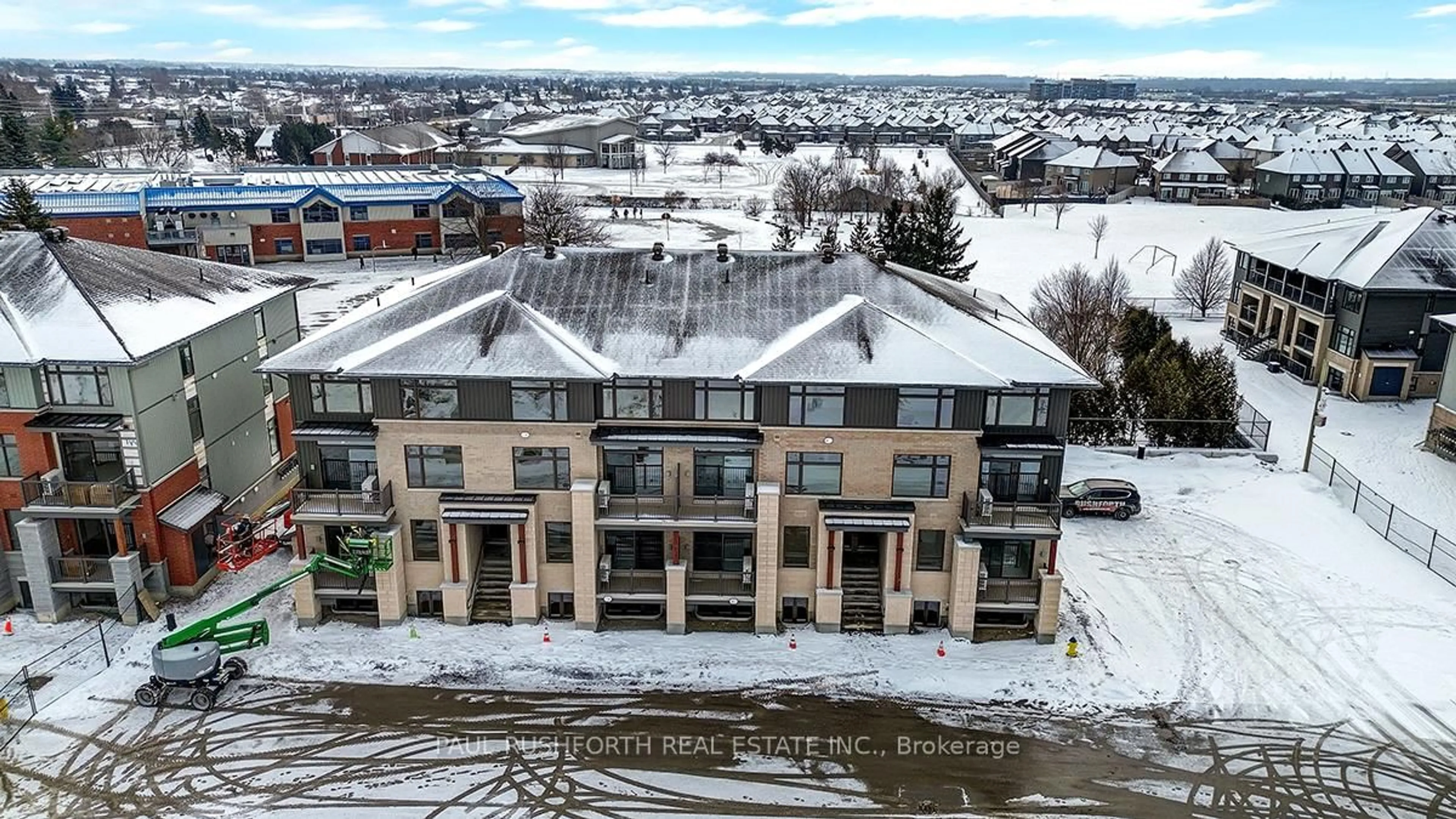 A pic from outside/outdoor area/front of a property/back of a property/a pic from drone, unknown for 1025 Silhouette, Barrhaven Ontario K2J 4S3