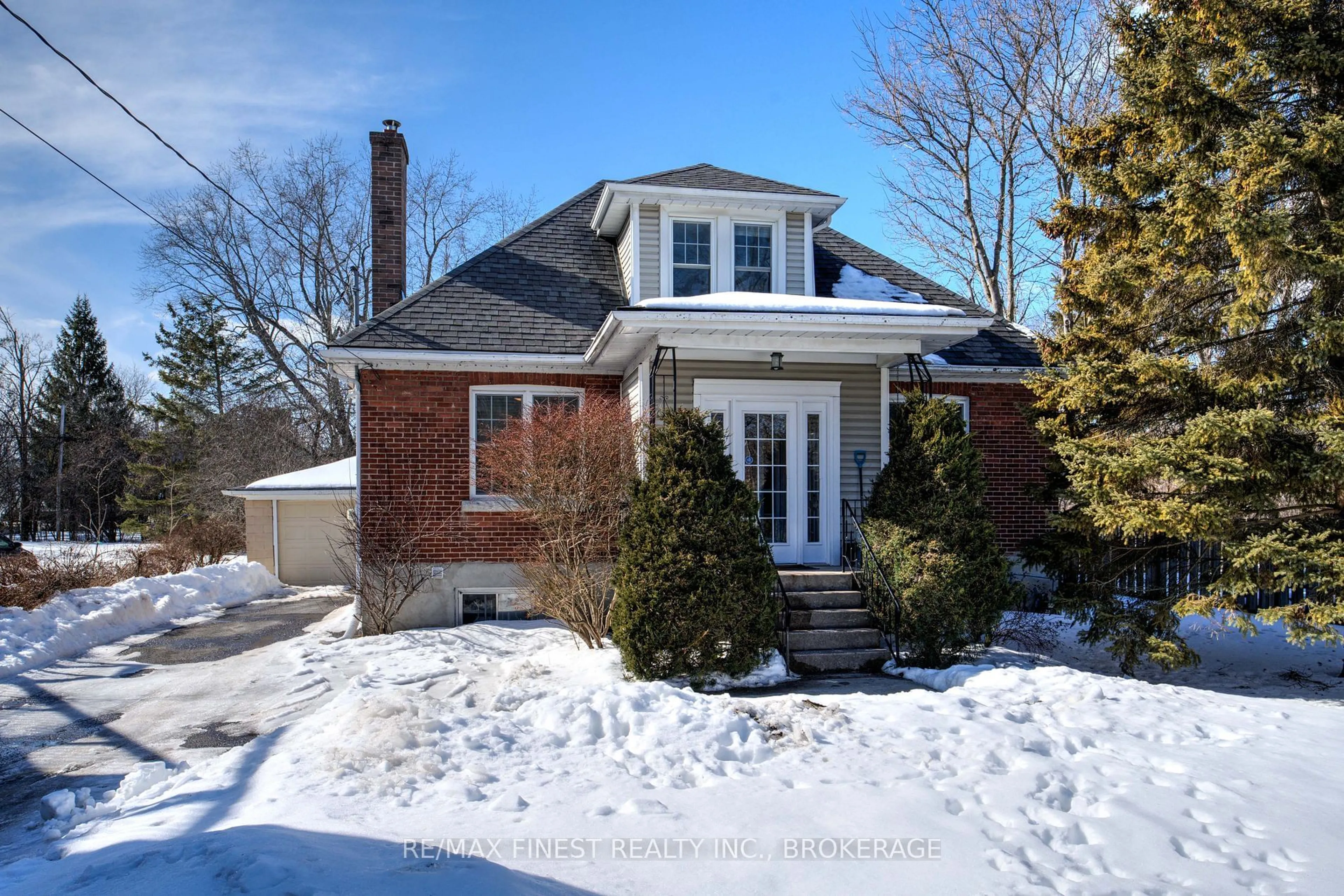 Home with brick exterior material, street for 164 Macdonnell St, Kingston Ontario K7L 4B8