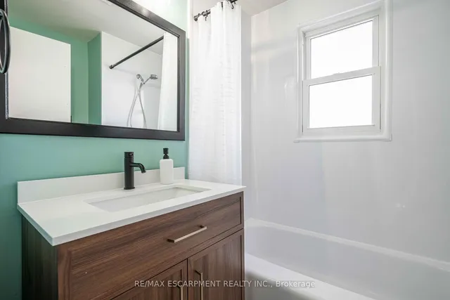 Additional property image - 2279 King St