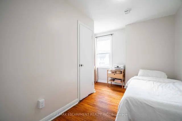Additional property image - 2279 King St