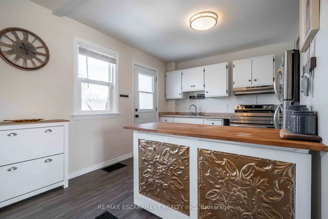 Additional property image - 2279 King St
