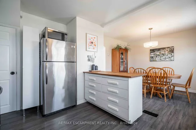 Additional property image - 2279 King St