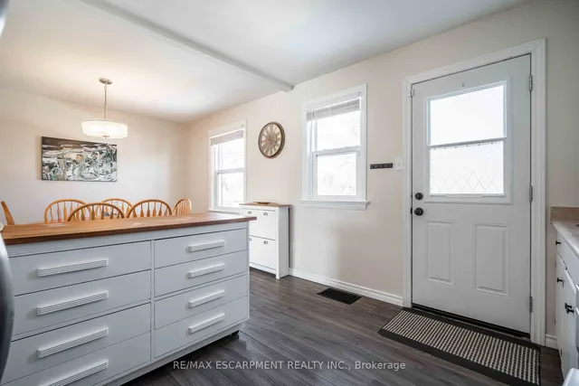 Additional property image - 2279 King St