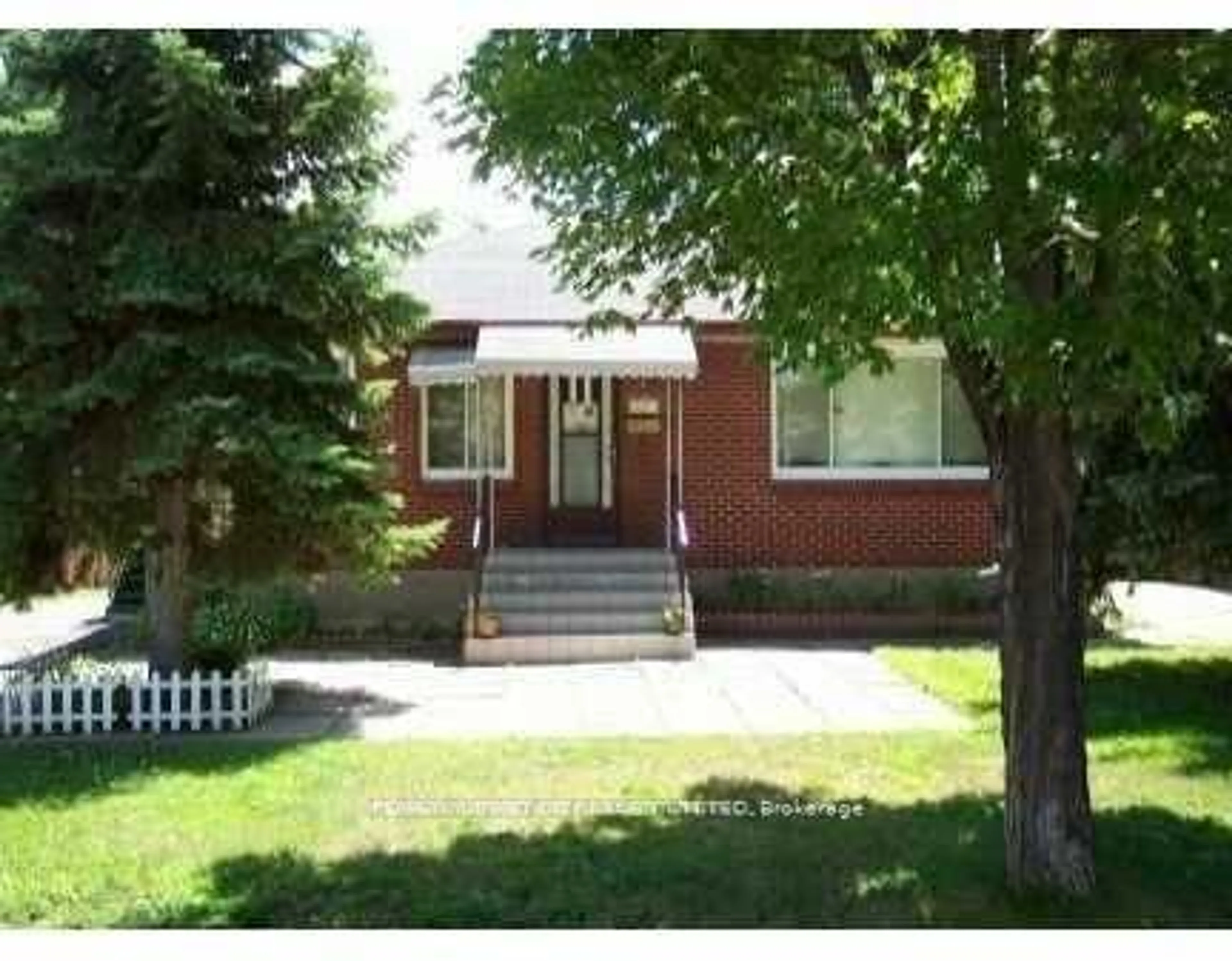 Home with brick exterior material, street for 320 FULLERTON Ave, Overbrook - Castleheights and Area Ontario K1K 1K3