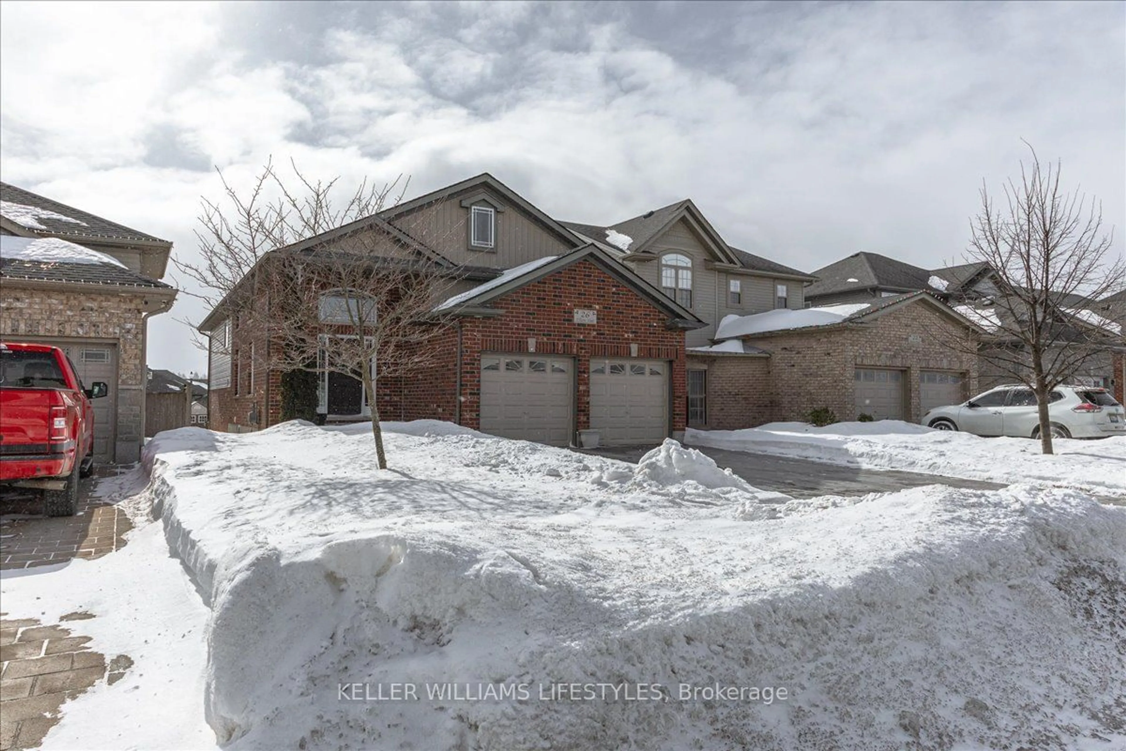 A pic from outside/outdoor area/front of a property/back of a property/a pic from drone, street for 26 Elliott Tr, Thames Centre Ontario N0M 2P0