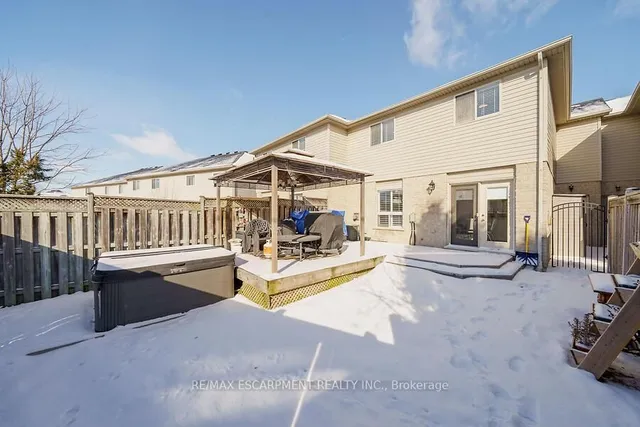 Additional property image - 104 FOXBOROUGH Dr