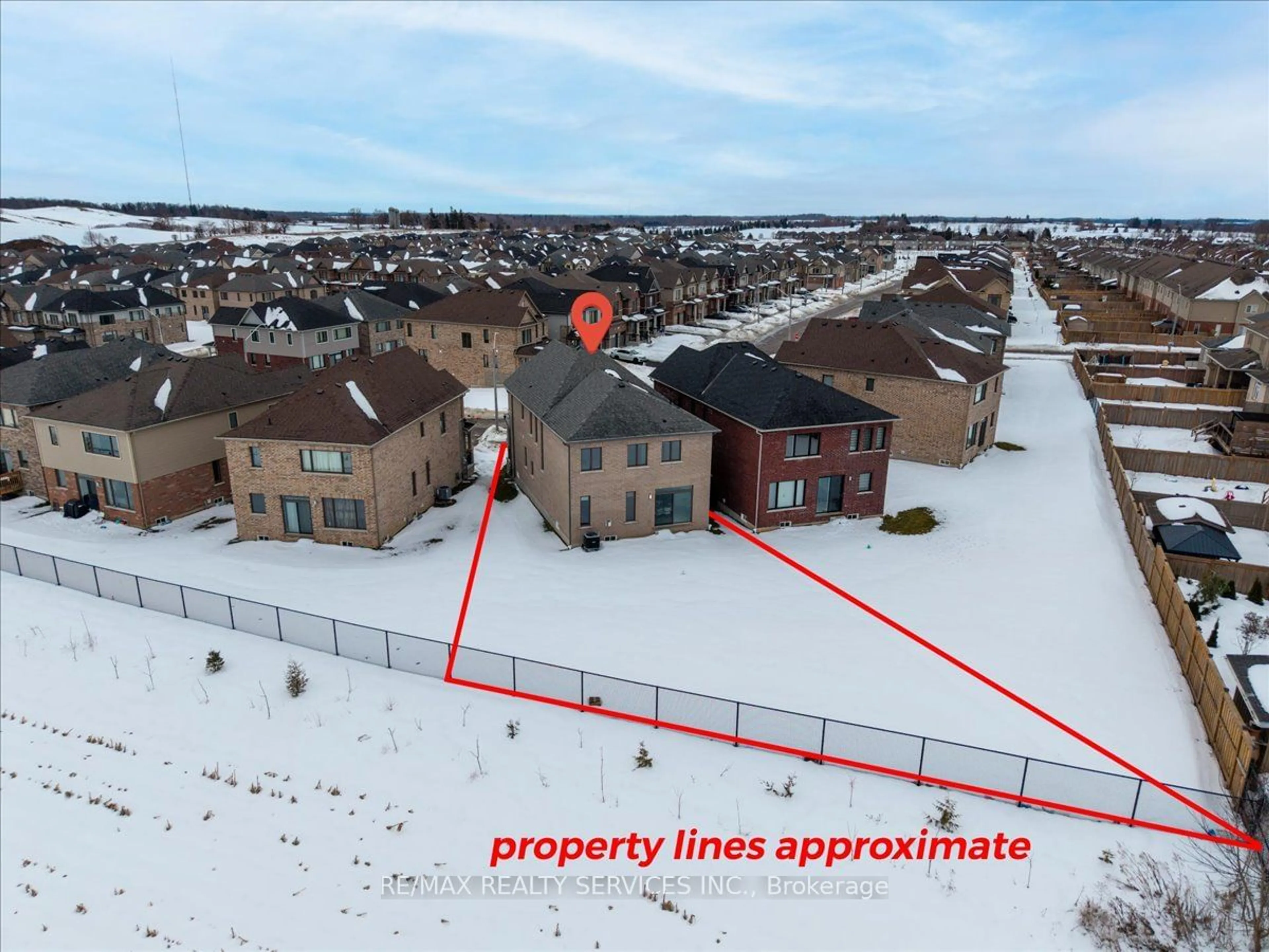 A pic from outside/outdoor area/front of a property/back of a property/a pic from drone, street for 478 Robert Woolner St, North Dumfries Ontario N0B 1E0