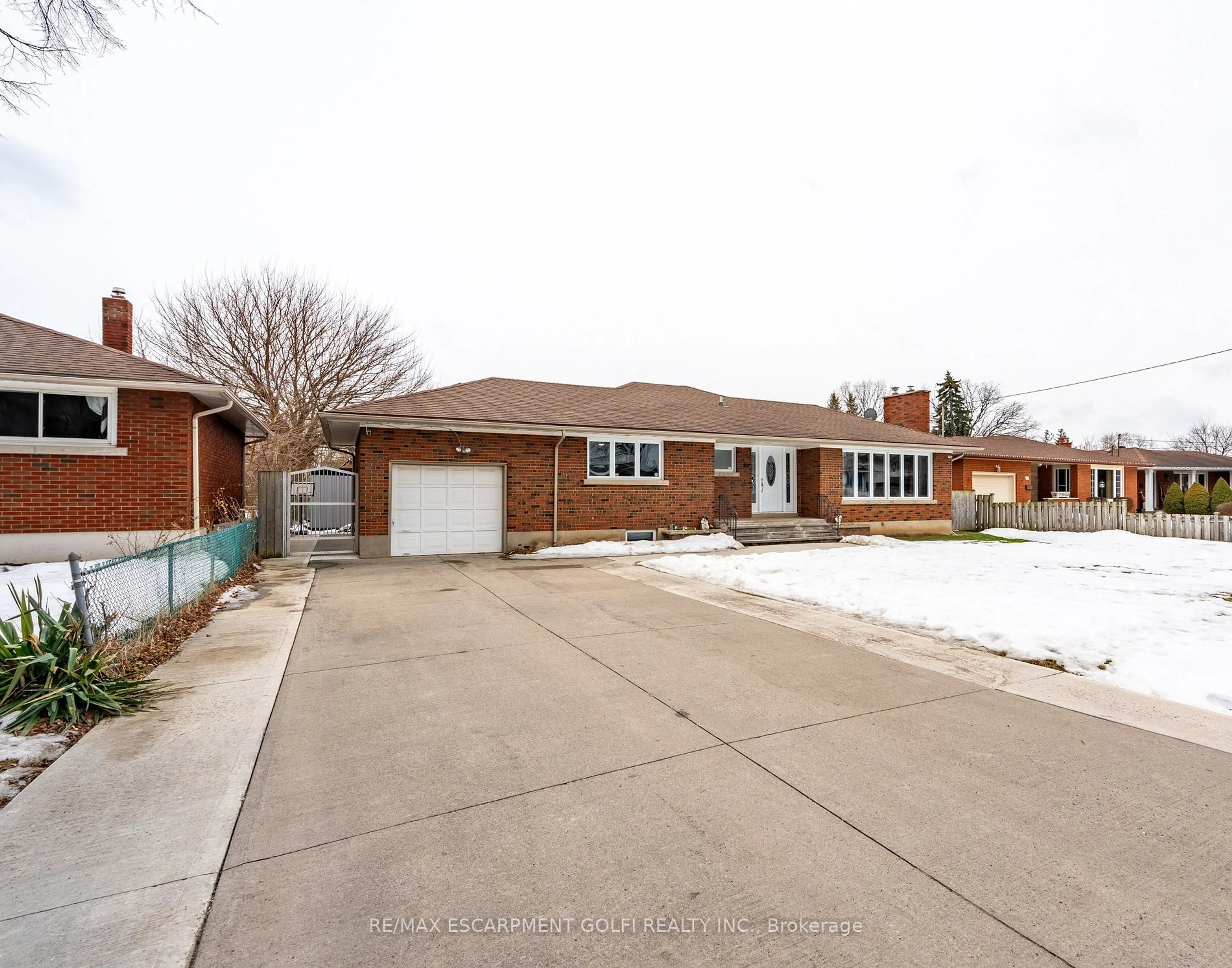 Home with brick exterior material, street for 49 Nello St, St. Catharines Ontario L2N 1G5