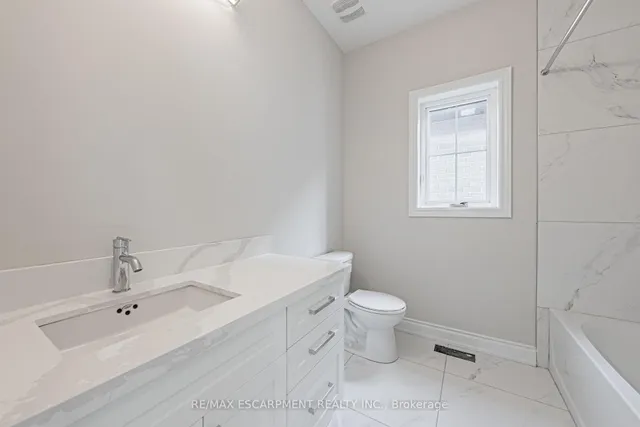 Additional property image - 63 Cesar Pl