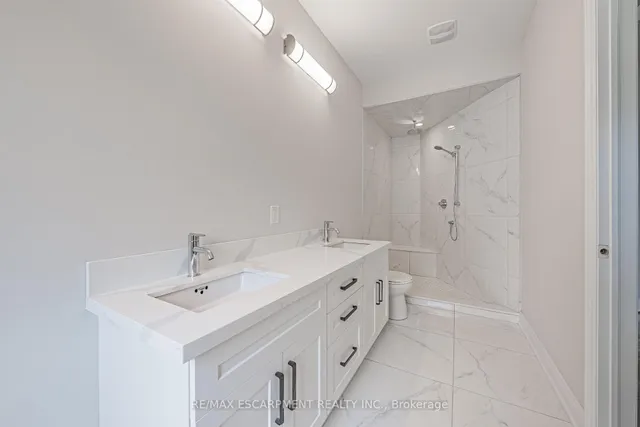 Additional property image - 63 Cesar Pl