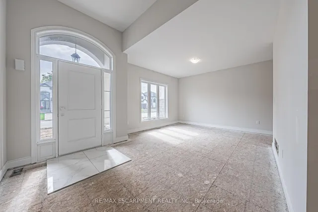 Additional property image - 63 Cesar Pl