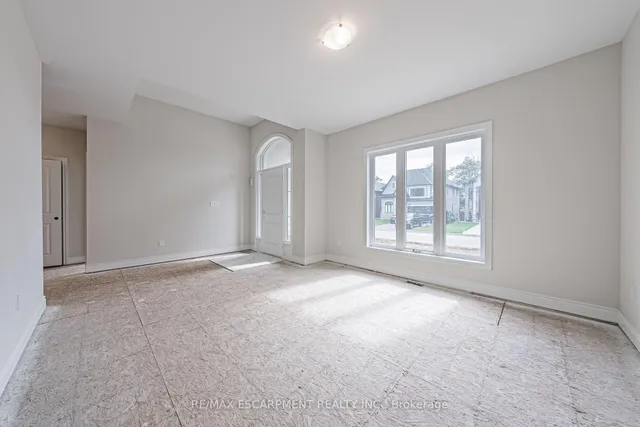 Additional property image - 63 Cesar Pl