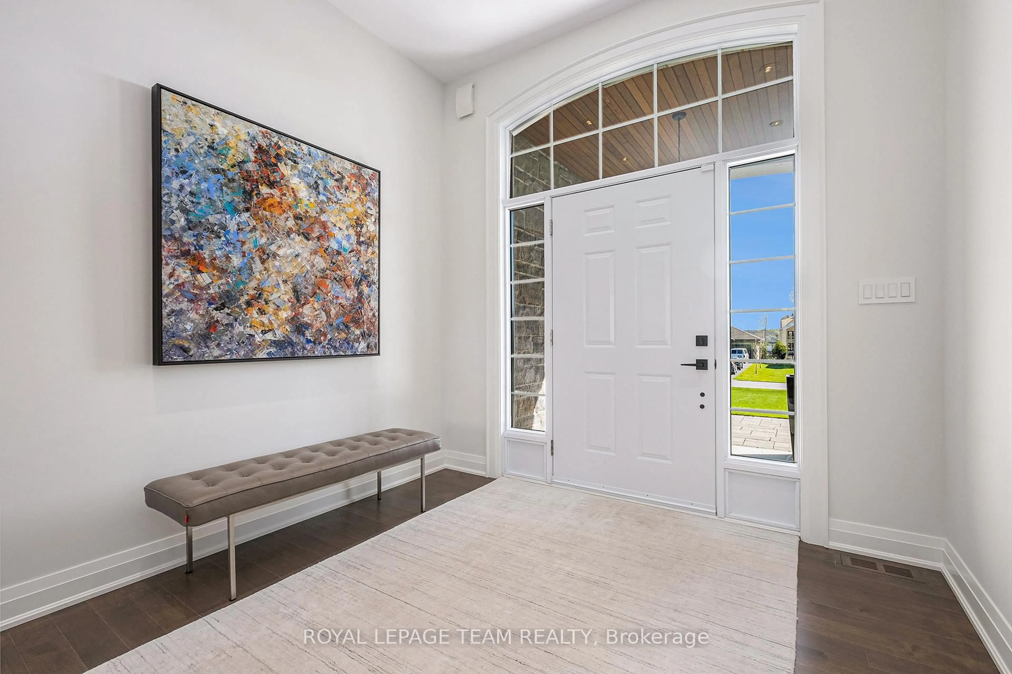 Indoor entryway for 212 CABRELLE Pl, Manotick - Kars - Rideau Twp and Area Ontario K4M 0A9