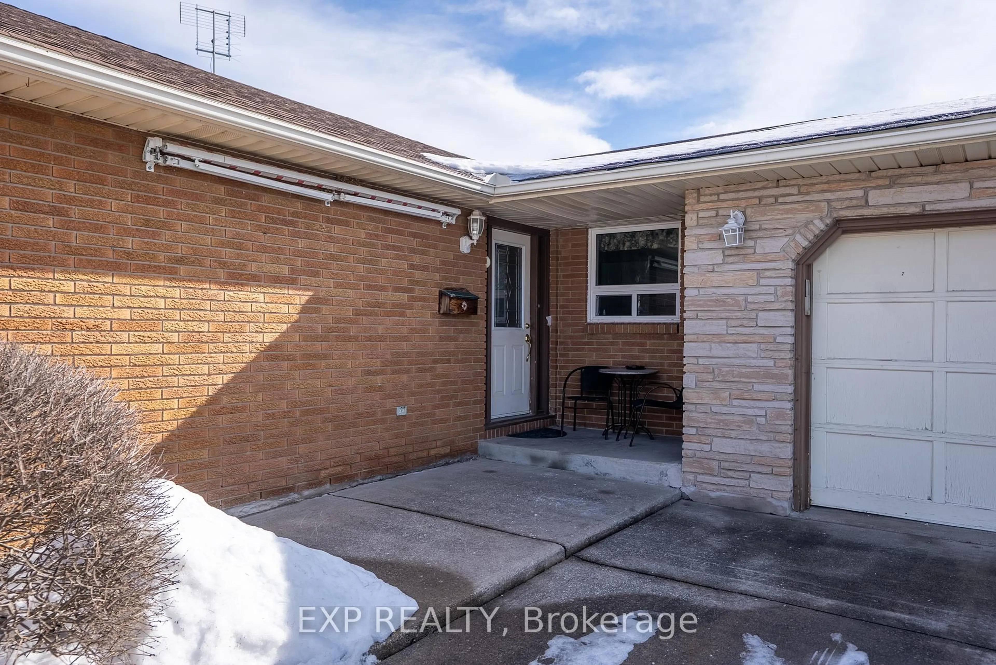 Unknown for 7228 Casey St, Niagara Falls Ontario L2J 3R2