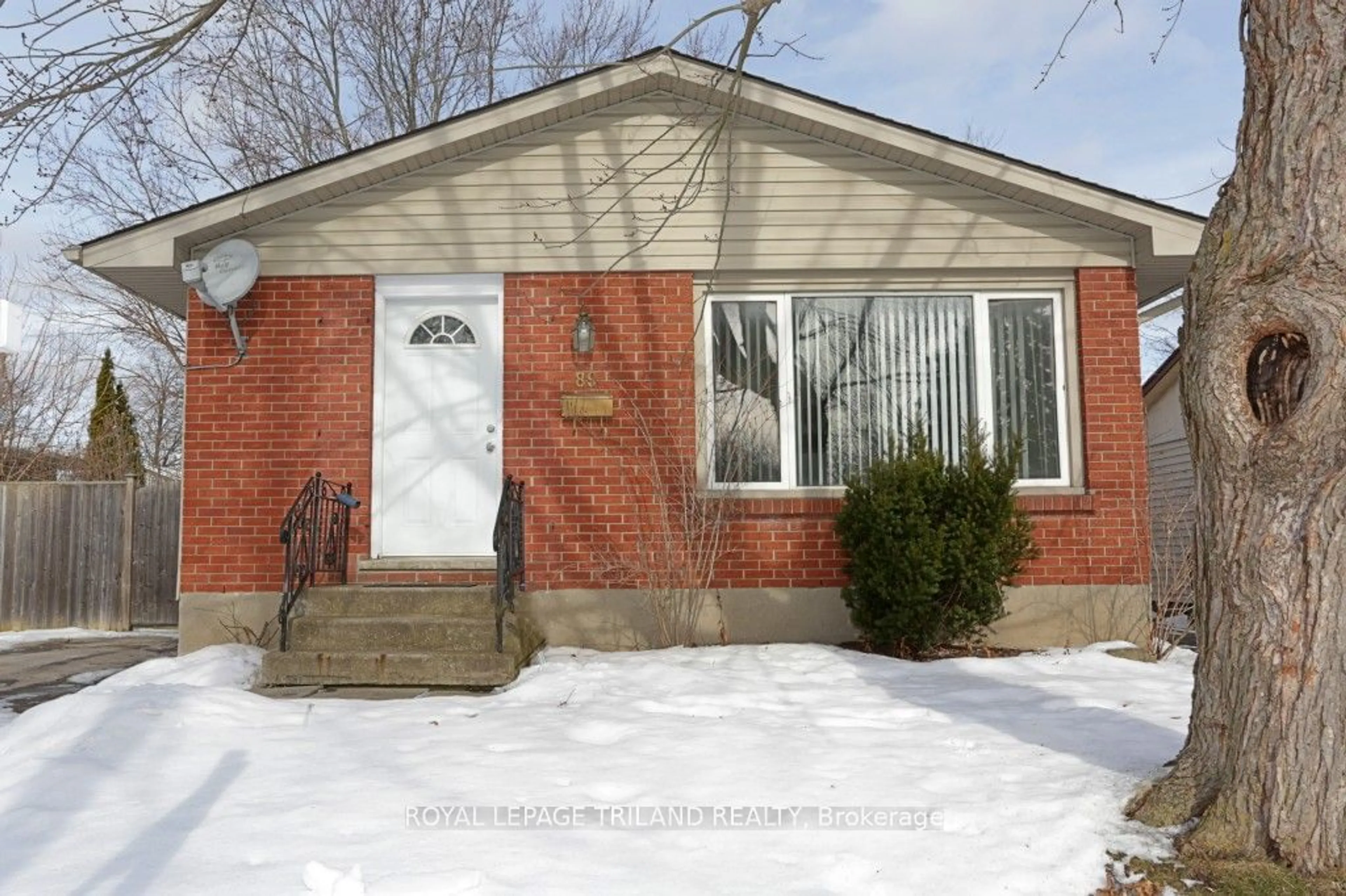 Home with brick exterior material, street for 89 Renny Cres, London Ontario N6E 2C4