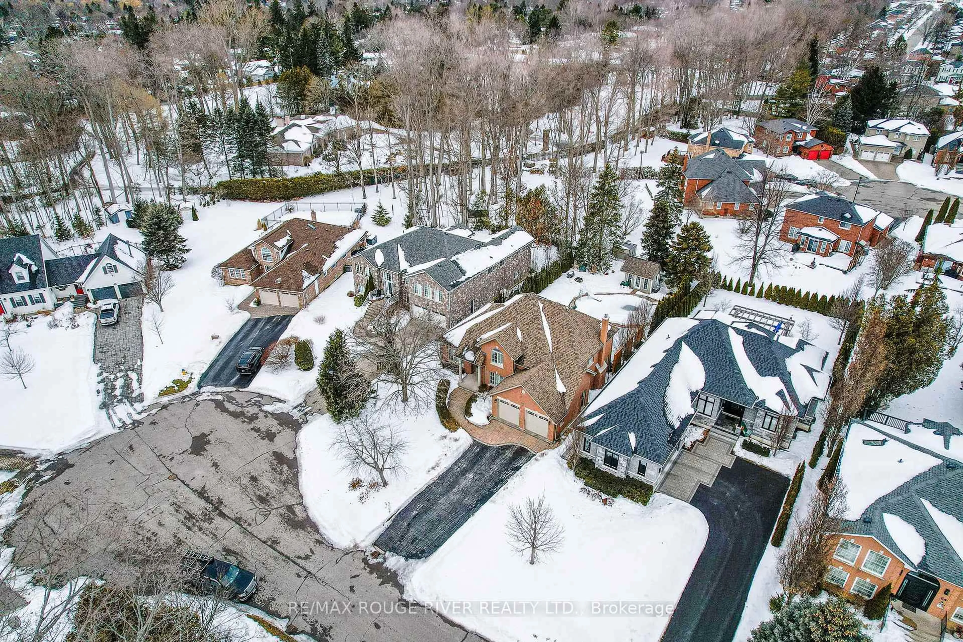 A pic from outside/outdoor area/front of a property/back of a property/a pic from drone, street for 56 East House Cres, Cobourg Ontario K9A 5K3