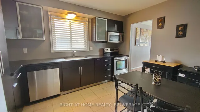Additional image 31 of 16 Flamingo Dr