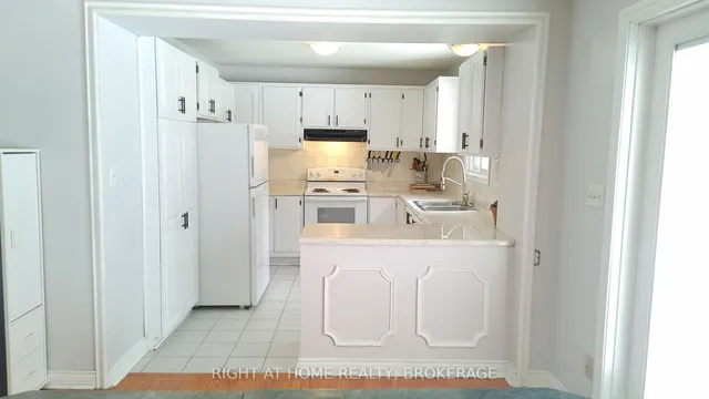 Additional image 8 of 16 Flamingo Dr