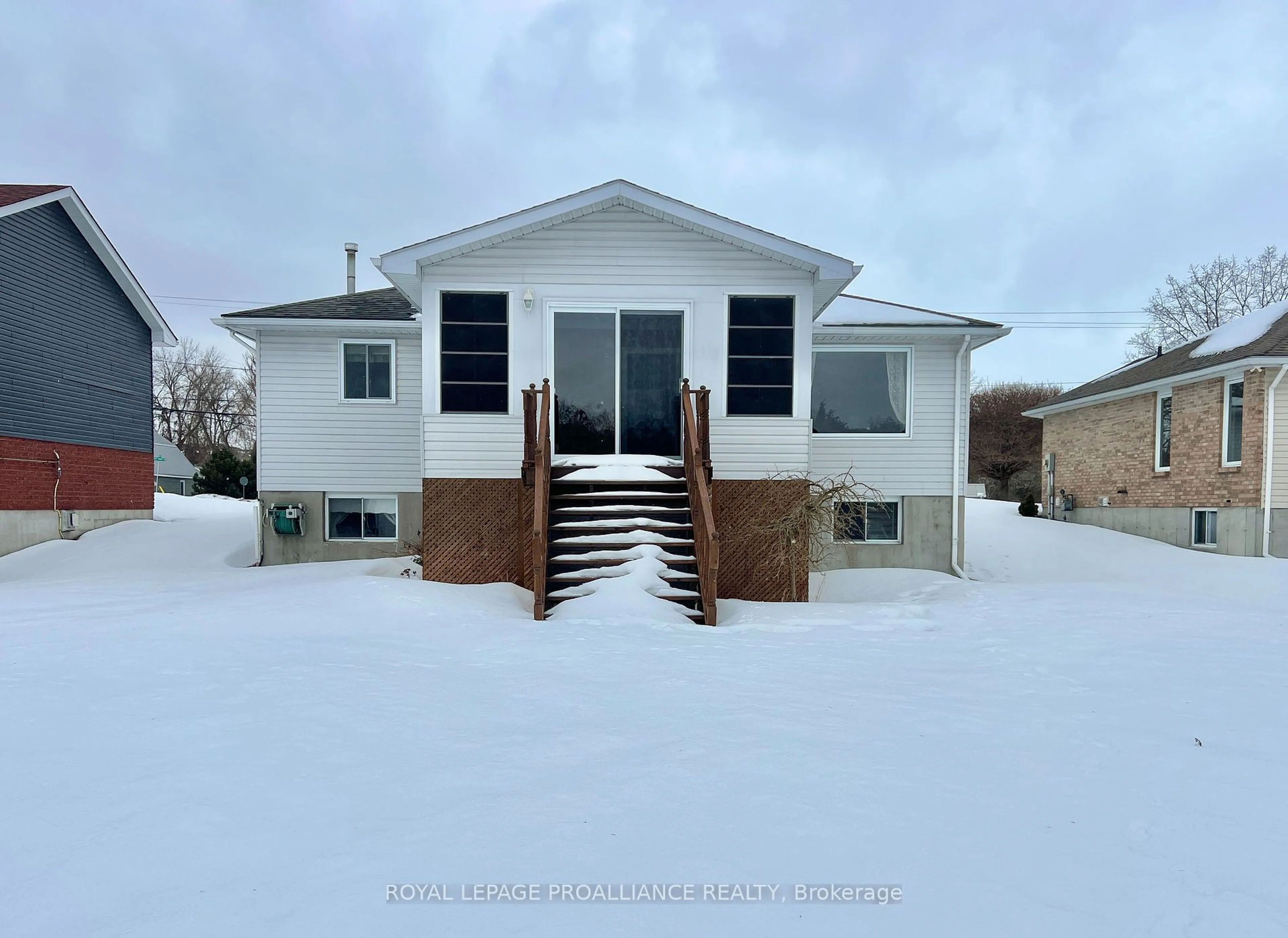 Home with vinyl exterior material, street for 244 North Trent St, Quinte West Ontario K0K 2C0