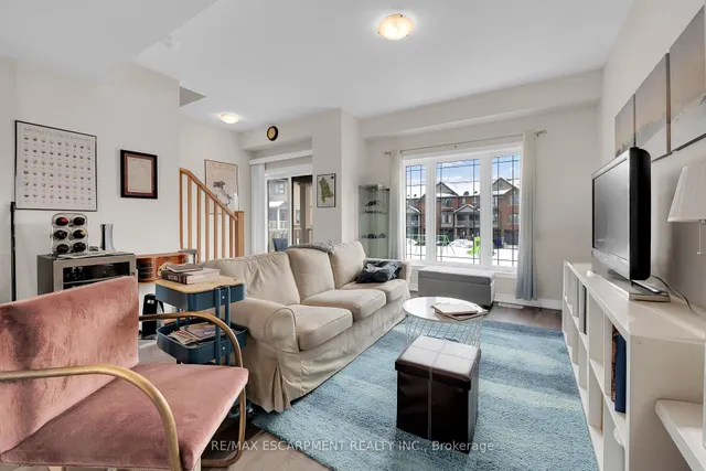 Additional property image - 19 Picardy Dr Unit 8