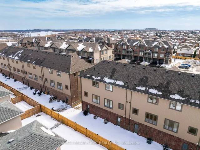 Additional property image - 19 Picardy Dr Unit 8