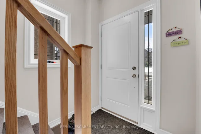 Additional property image - 19 Picardy Dr Unit 8
