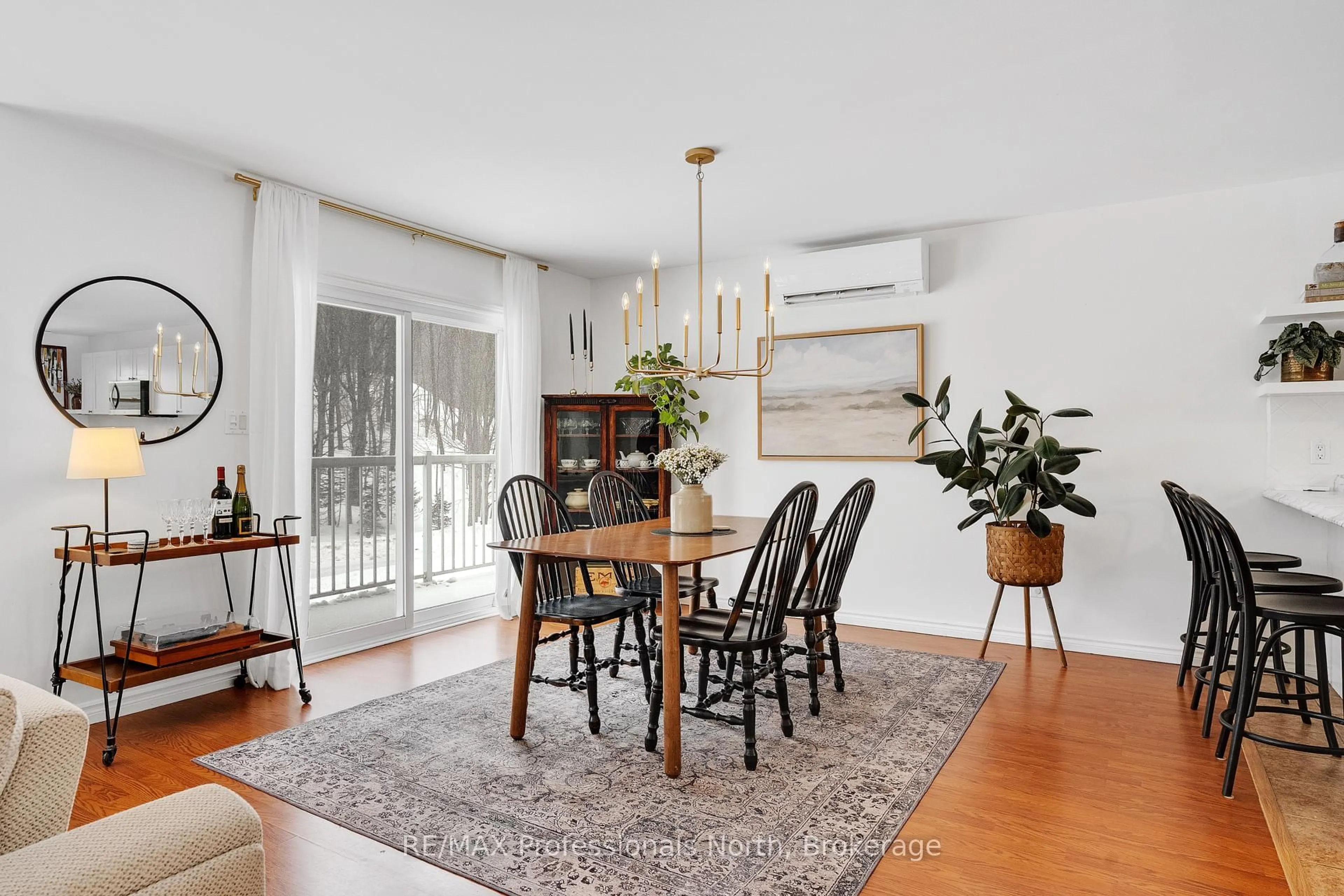 Dining room, unknown for 47 Farmcrest Ave, Dysart et al Ontario K0M 1S0