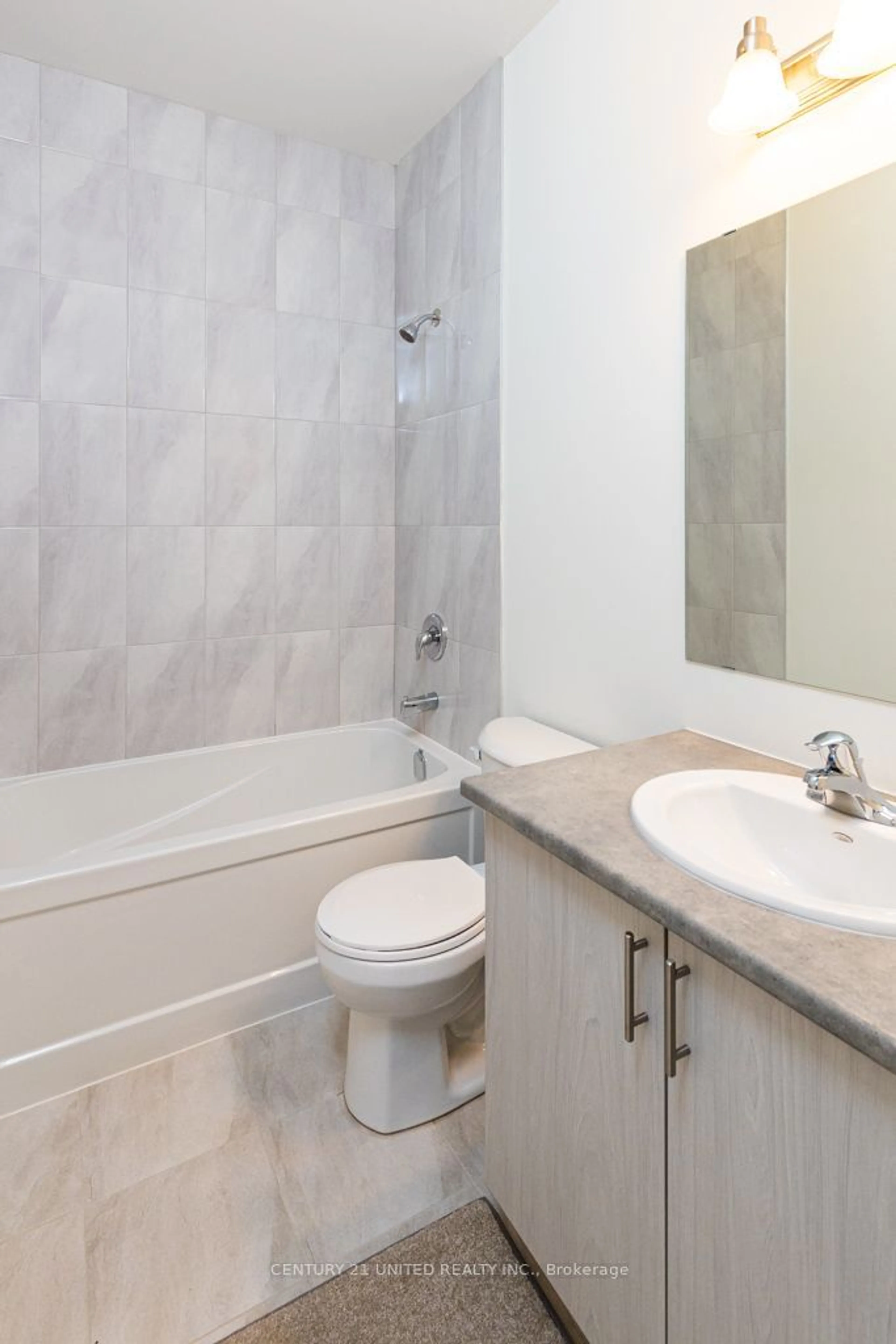 Standard bathroom, ceramic/tile floor for 67 Hillcroft Way, Kawartha Lakes Ontario K0M 1A0