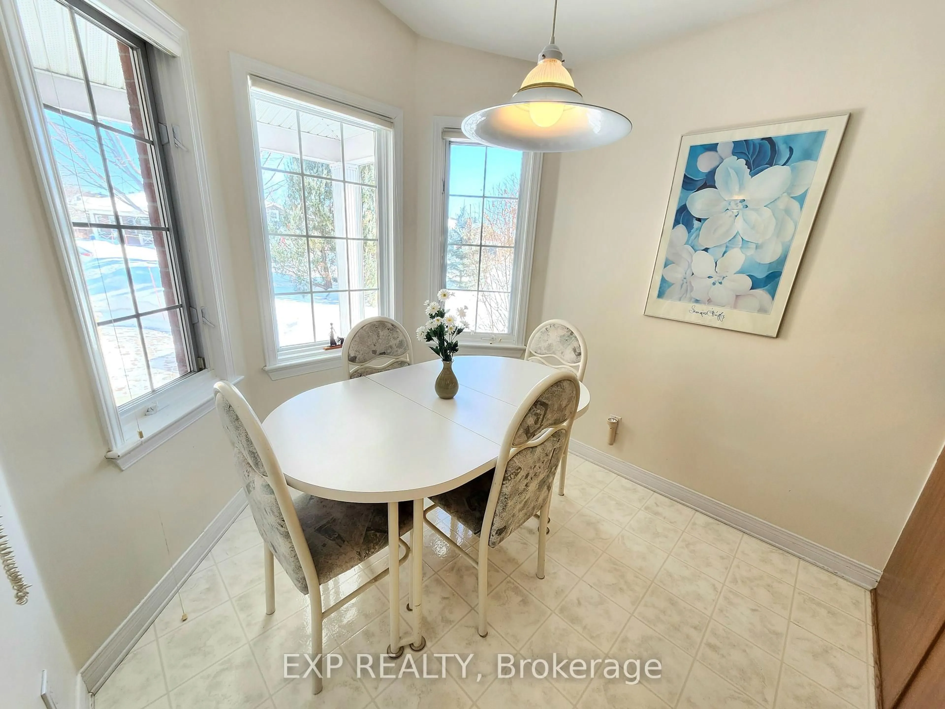 Dining room, ceramic/tile floor for 4453 Bittersweet Pl, Blossom Park - Airport and Area Ontario K1V 1R9