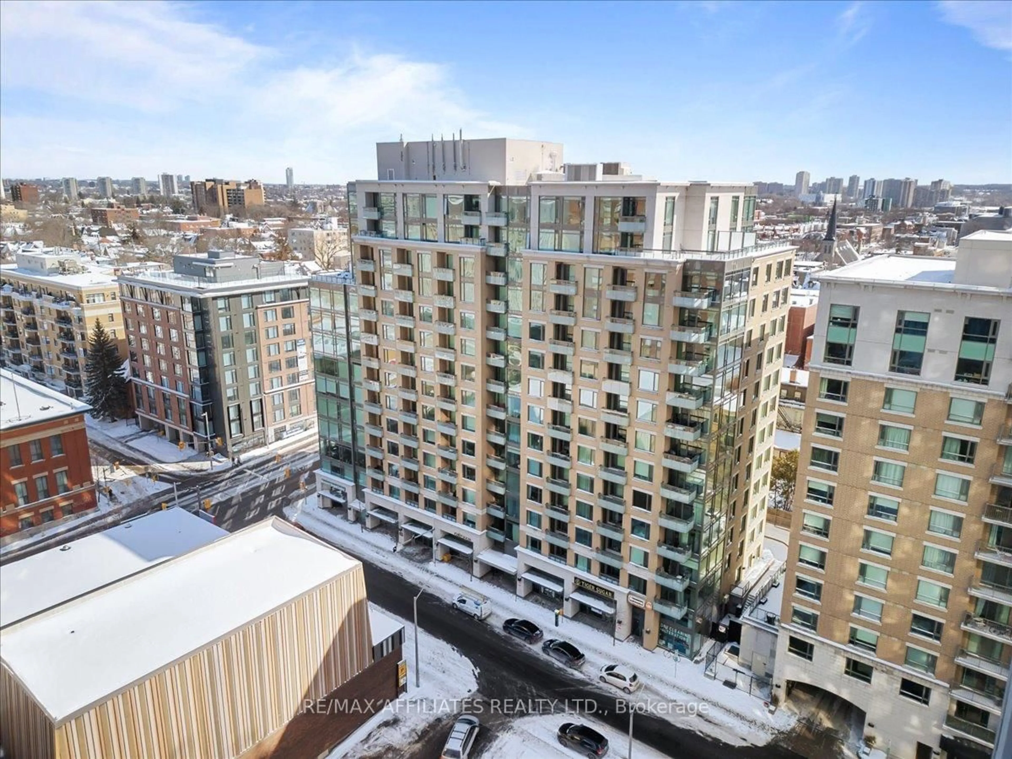 A pic from outside/outdoor area/front of a property/back of a property/a pic from drone, city buildings view from balcony for 238 Besserer St #303, Lower Town - Sandy Hill Ontario K1N 6B1