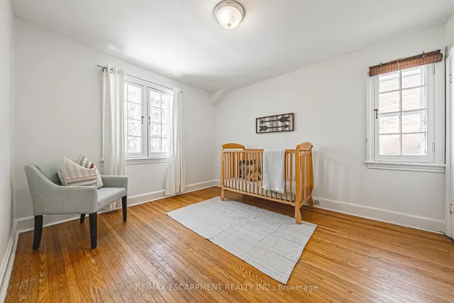 Additional property image - 34 Chedoke Ave