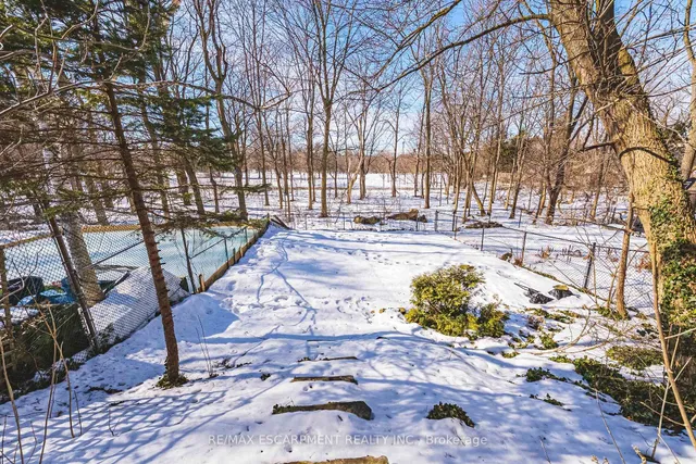 Additional property image - 34 Chedoke Ave