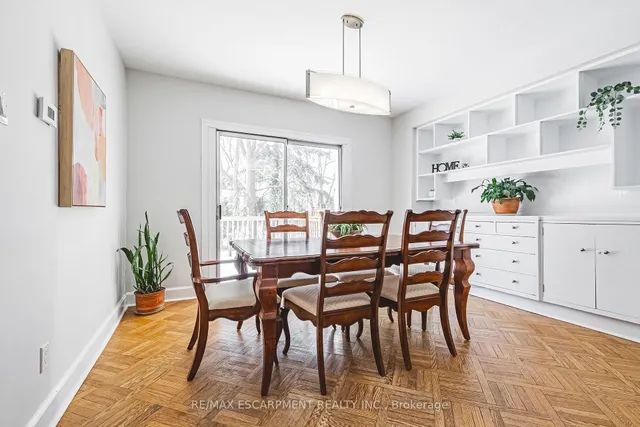 Additional property image - 34 Chedoke Ave