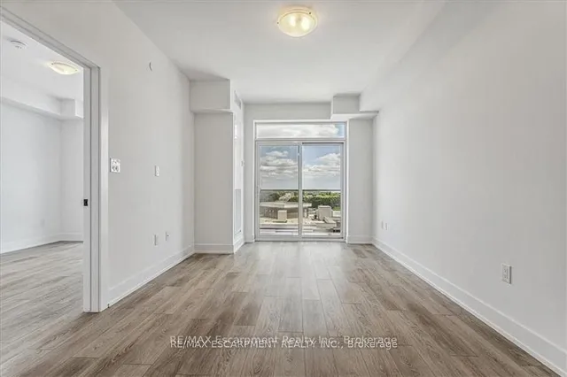 Additional property image - 470 Dundas St Unit 906