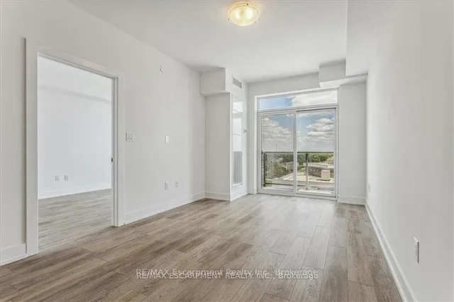 Additional property image - 470 Dundas St Unit 906