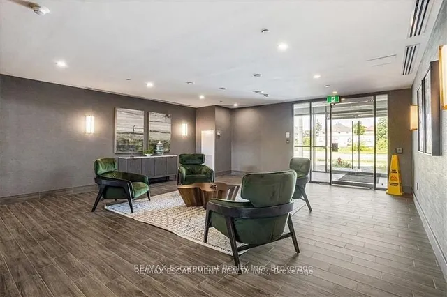 Additional property image - 470 Dundas St Unit 906