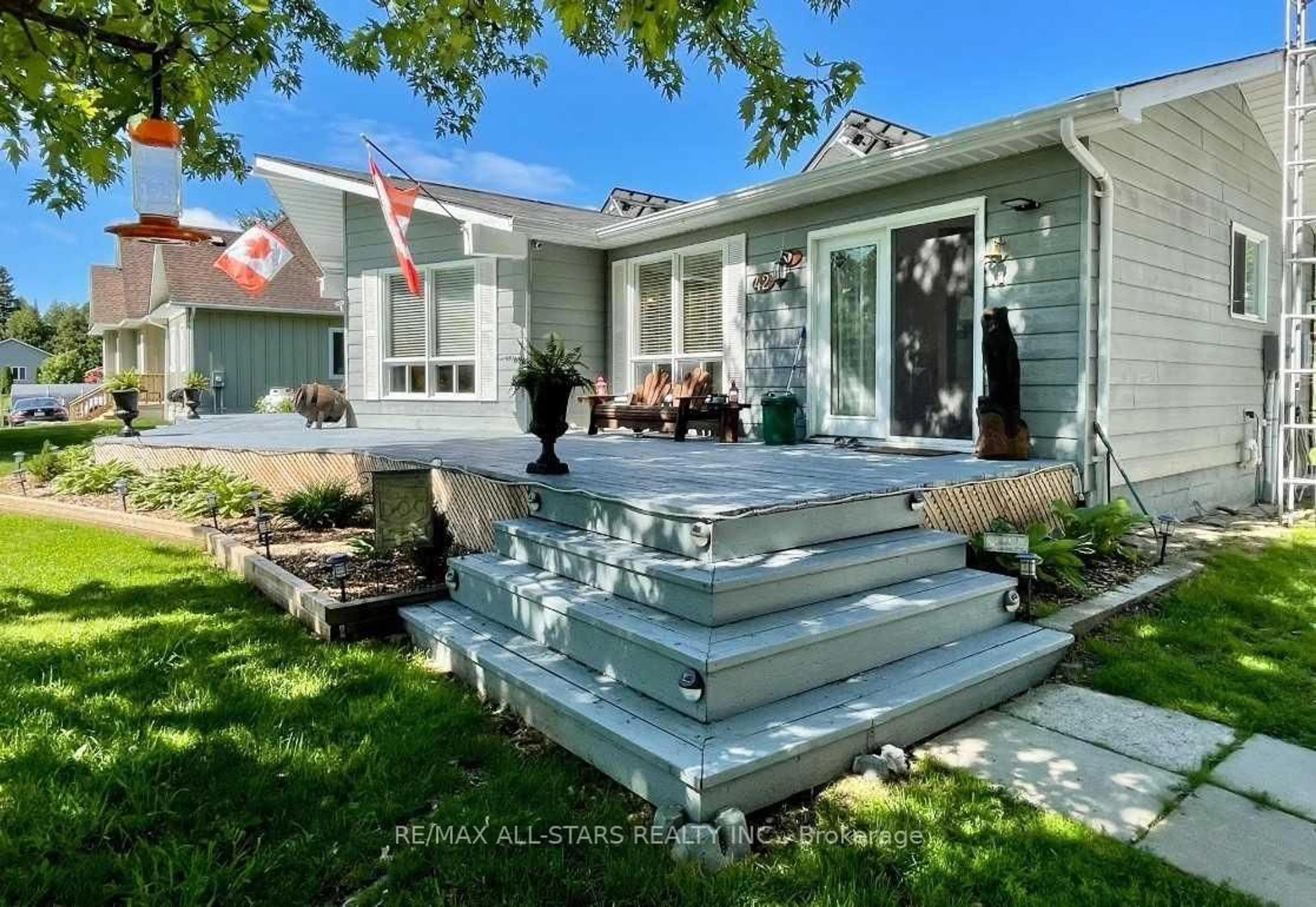 Home with vinyl exterior material, street for 42 Cedar Bay Rd, Kawartha Lakes Ontario L0K 1B0