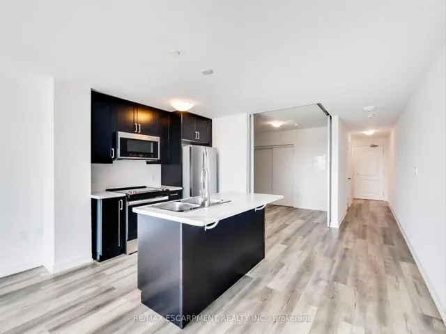 Additional property image - 470 Dundas St Unit 811