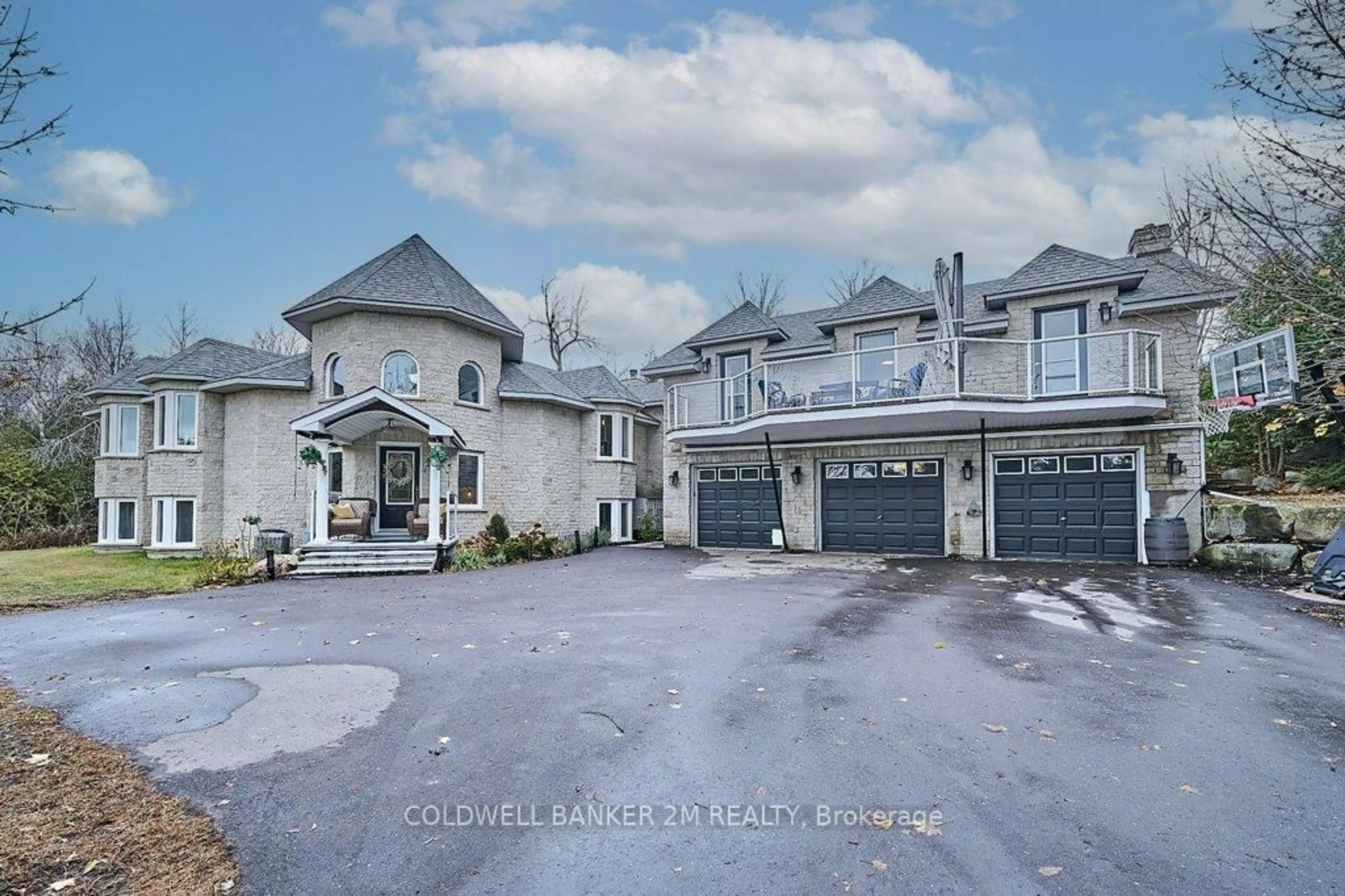 A pic from outside/outdoor area/front of a property/back of a property/a pic from drone, street for 1901 Stanton Rd, Cobourg Ontario K9A 4J8